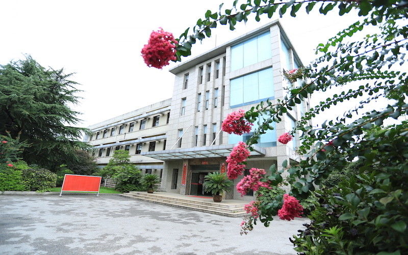 الصين Jiangsu Province Yixing Nonmetallic Chemical Machinery Factory Co.,Ltd ملف الشركة